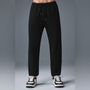 ALO Yoga Men's Black Chill Sweatpant M